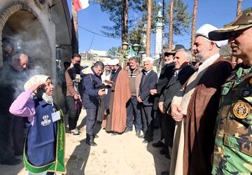 گلباران مزار مطهر شهدای امامزاده عمادالدین(ع)