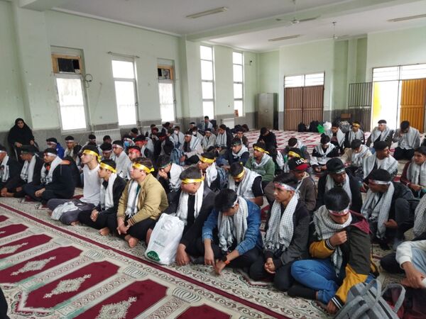 اعزام دانش‌آموزان پسر متوسطه دوم حاجی‌آباد به کربلای‌ایران