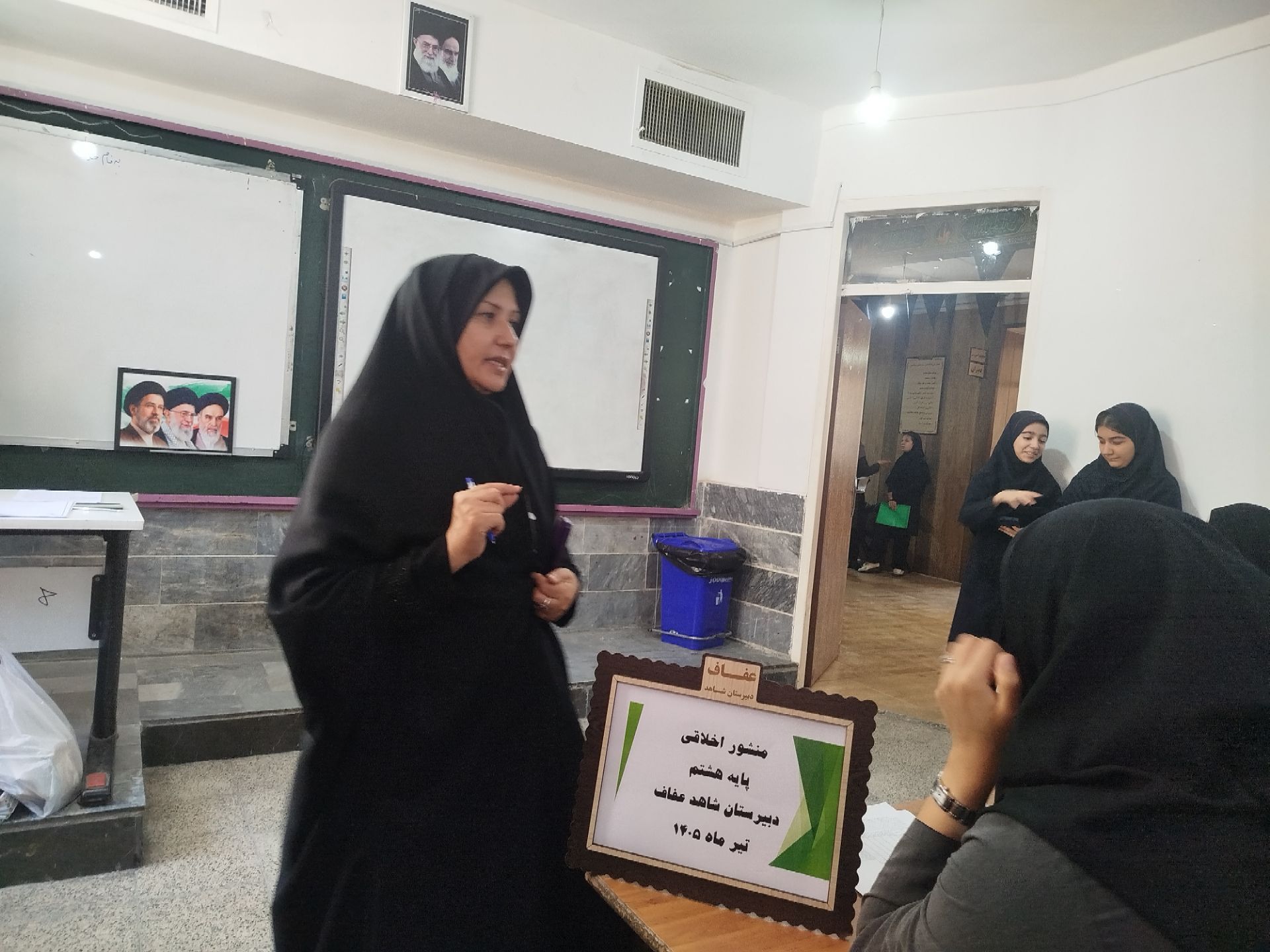 با وجود محدودیت‌های جنگی عملکرد دانش‌آموزان در آزمون پایان سال قابل قبول بود