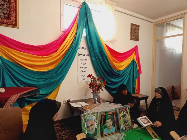 دیدار دانش‌آموزان بسیجی جوکار با خانواده شهید قاسم محمدی