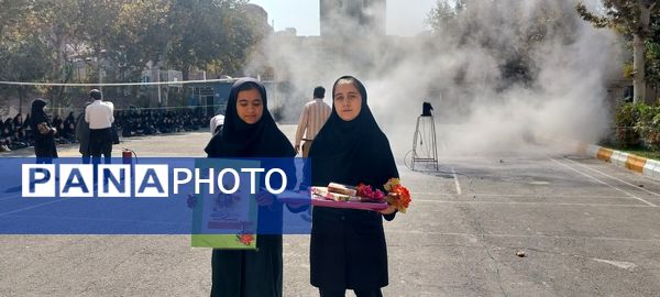  آموزش مهارت‌های اطفای حریق در دبیرستان نمونه محبوبه محبی نیشابور 