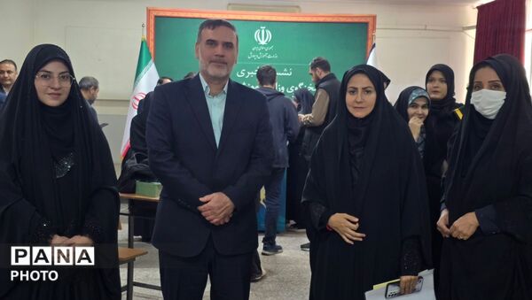 نشست خبری با عطر شهادت