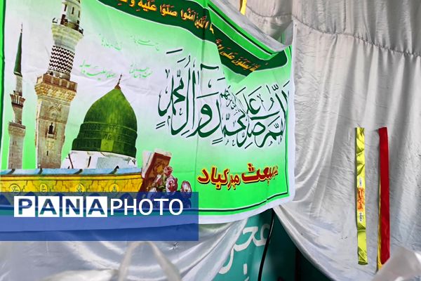 پخت شله زرد نذری در دبیرستان شاهد شهید قاسم سلیمانی