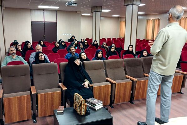 برگزاری دوره توانمند سازی فرهنگیان بسیجی ملارد 