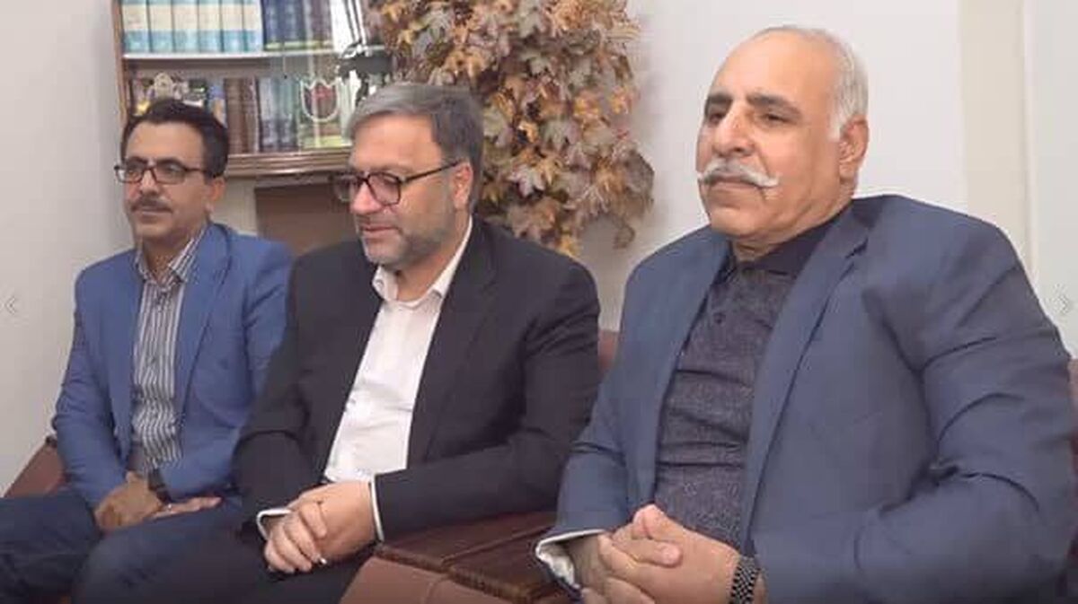 دیدار مدیر کل صدا و سیمای لرستان با محمد فیضی پیشکسوت رسانه  