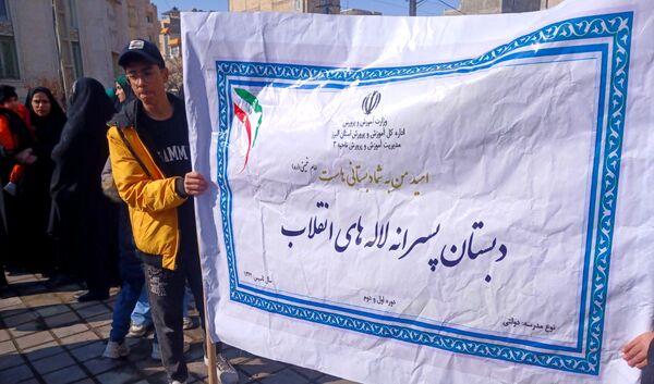 حضور پرشور و باشکوه مردم محمدشهر در راهپیمایی ۲۲بهمن