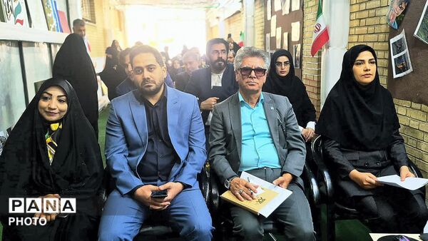 زنگ سپاس معلم در هنرستان غلامحسینی شهرستان فردیس