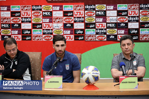 نشست خبری سرمربی تیم های ملی فوتبال ایران و ازبکستان