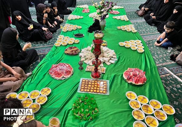 سفره حضرت رقیه(س) در مسجد امام حسن مجتبی(ع)
