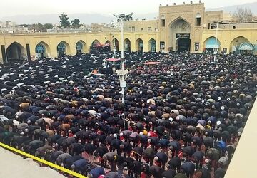 حضور پرشور مردم نیشابور در نماز جمعه روز قدس 