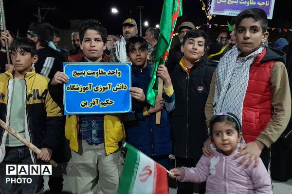 بانوان در خط مقدم حضور مردمی؛ گزارش تصویری رژه حماسی جان‌فدا