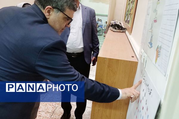 برگزاری نمایشگاه به مناسبت هفته مشاغل، در دبستان کودک مسلمان