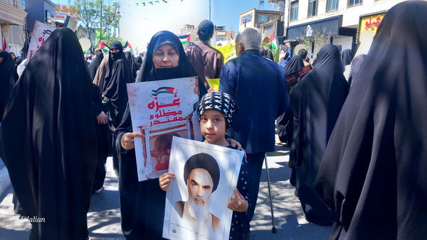 راهپیمایی روز قدس همراه با تشییع پیکر شهید صداقت در قم