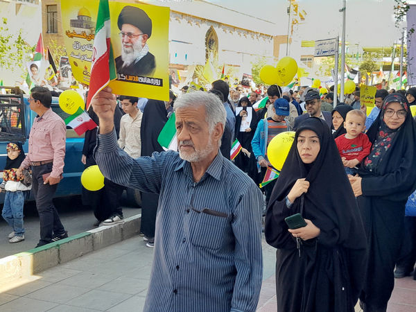 راهپیمایی روز قدس همراه با تشییع پیکر شهید صداقت در قم