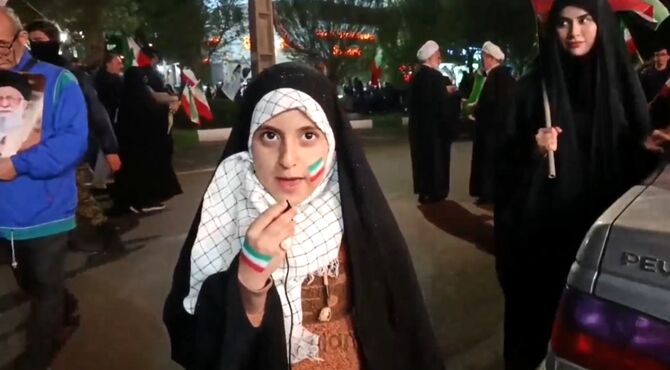 تلاش برای سرافرازی وطن خستگی ندارد