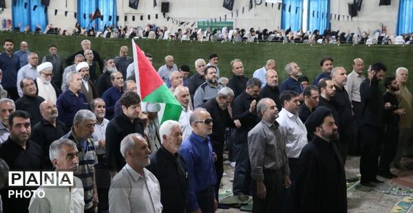 آیین عبادی وسیاسی نماز جمعه مردم محمدشهر کرج