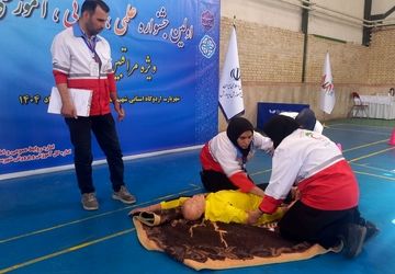 مراقبین سلامت شهرستانهای استان تهران به رقابت جشنواره‌ای پرداختند