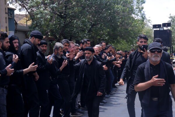 ظهر عاشورایی شهر اولین‌ها