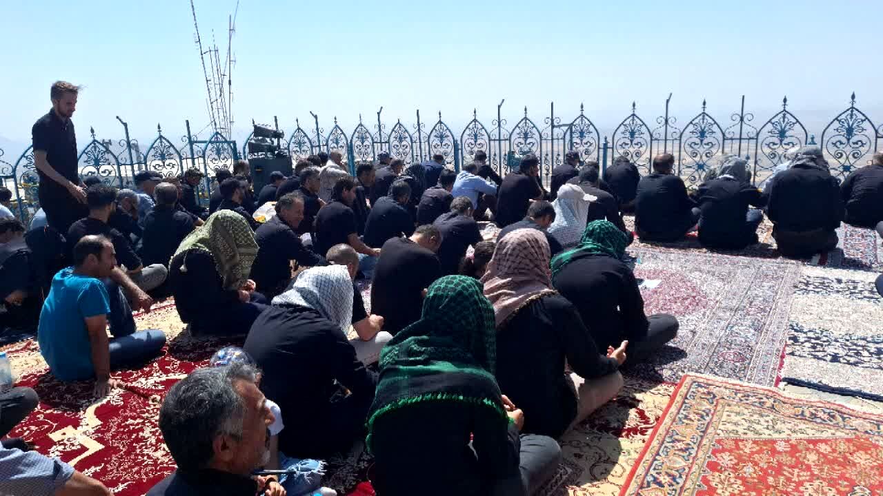 جاماندگان اربعین حسینی در بیجار مسیر عشق را پیمودند
