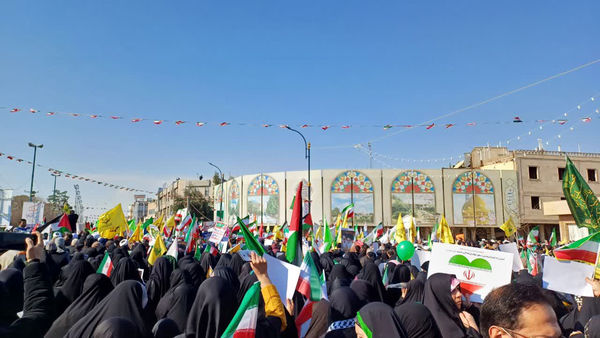 راهپیمایی 22 بهمن در قم -2