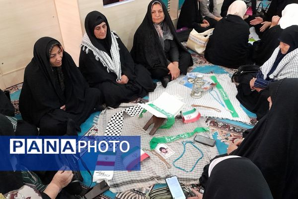 عزم جوانان بسیجی، نور امید در حلقه‌های همدلی برای آینده‌ای پرافتخار 