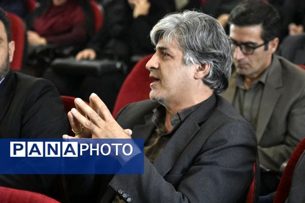 جلسهٔ بررسی چالش‌های آسیب‌های اجتماعی و نظام مراقبت‌های اجتماعی دانش‌آموزان (نماد) منطقهٔ پردیس