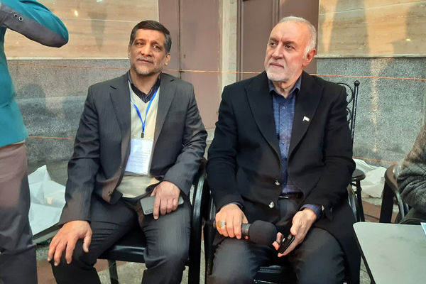 حضور استاندار تهران در شعب اخذ رای انتخابات 1402