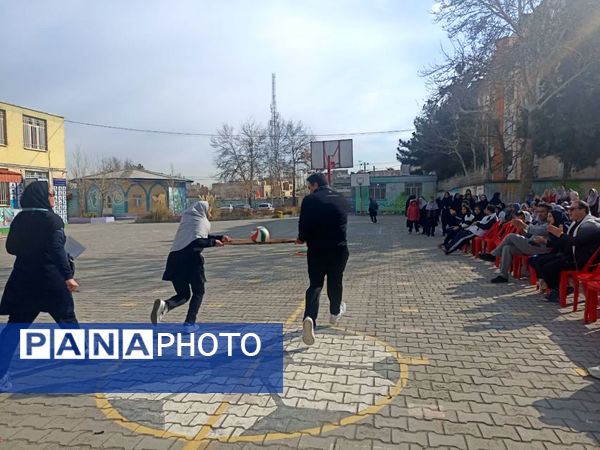 مسابقات ورزشی پدر دختری به مناسبت روز پدر