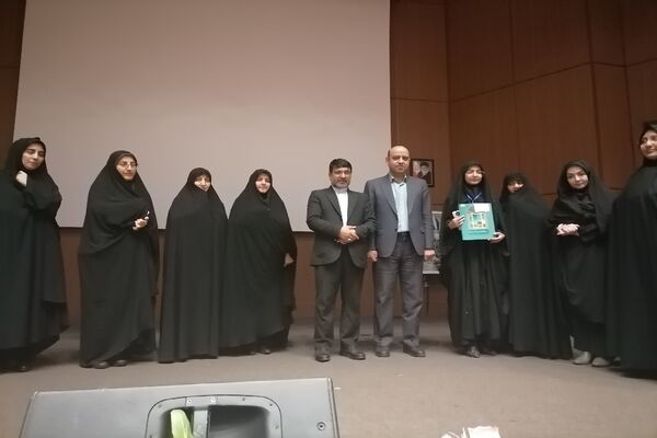 تقدیر از ستارگان علمی، فرهنگی و ورزشی دختر به‌مناسبت دهه کرامت