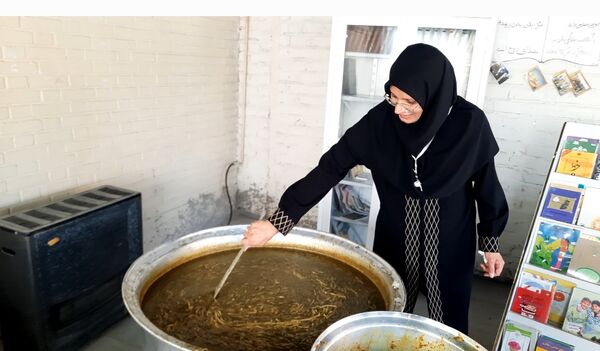 اولین جلسه حجاب و عفاف در دبیرستان فرهنگیان ناحیه۷ مشهد 