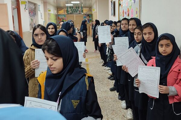 افتتاحیه طرح وارنیش تراپی در بهارستان‌دو