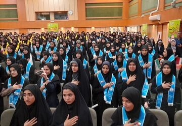 حضور پرشور دختران پیشتاز همدان در همایش «وطن‌یار»
