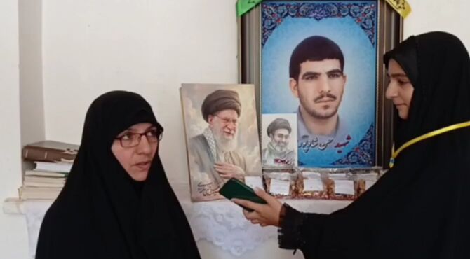 کمک‌رسانی اهالی روستای کرمجگان قم به رزمندگان جنوب