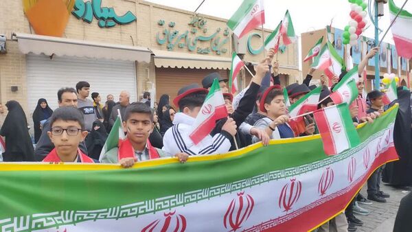 سازمان دانش‌آموزی و پانا استان یزد همه پای کار در ۲۲ بهمن