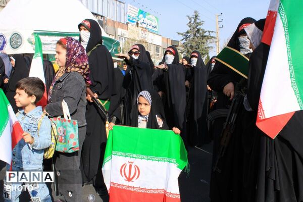 اجتماع بزرگ دختران ایران به مناسبت ولادت حضرت معصومه (س) و روز دختر در پردیس