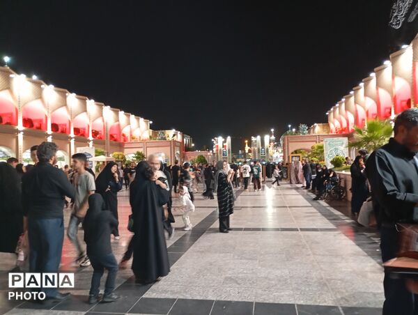 مراسم شام غریبان حضرت اباعبدالله الحسین (ع)در جوار حرم مطهر رضوی