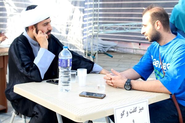فعالیت جهادی طلاب در موکب‌های خدمت‌رسانی
