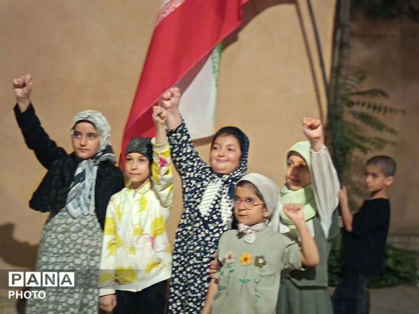 دهه نودی هایی در دل بلوار فضل نیشابور