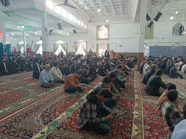 پایان یک ماه بندگی خداوند و نماز عید فطر در گناباد