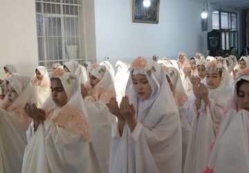 آغاز مسئولیت‌پذیری معنوی دانش‌آموزان در جشن تکلیف