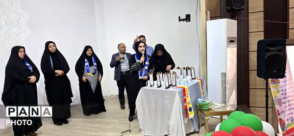  تقدیر از پیشتازان فعال بردسکن 