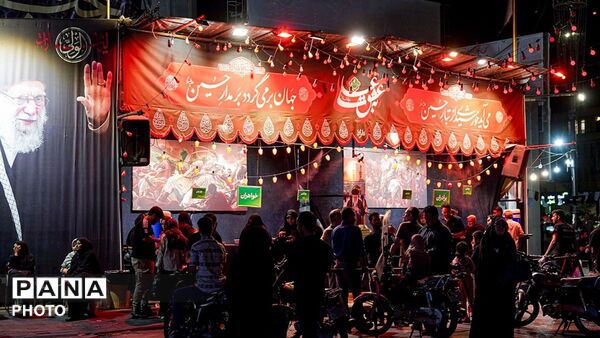 موکب‌های رضوی؛ ضیافت عشق در شب شهادت امام رئوف(ع)