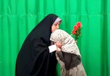 پویش بوسه بر دست بهشت در تفت اجرا شد