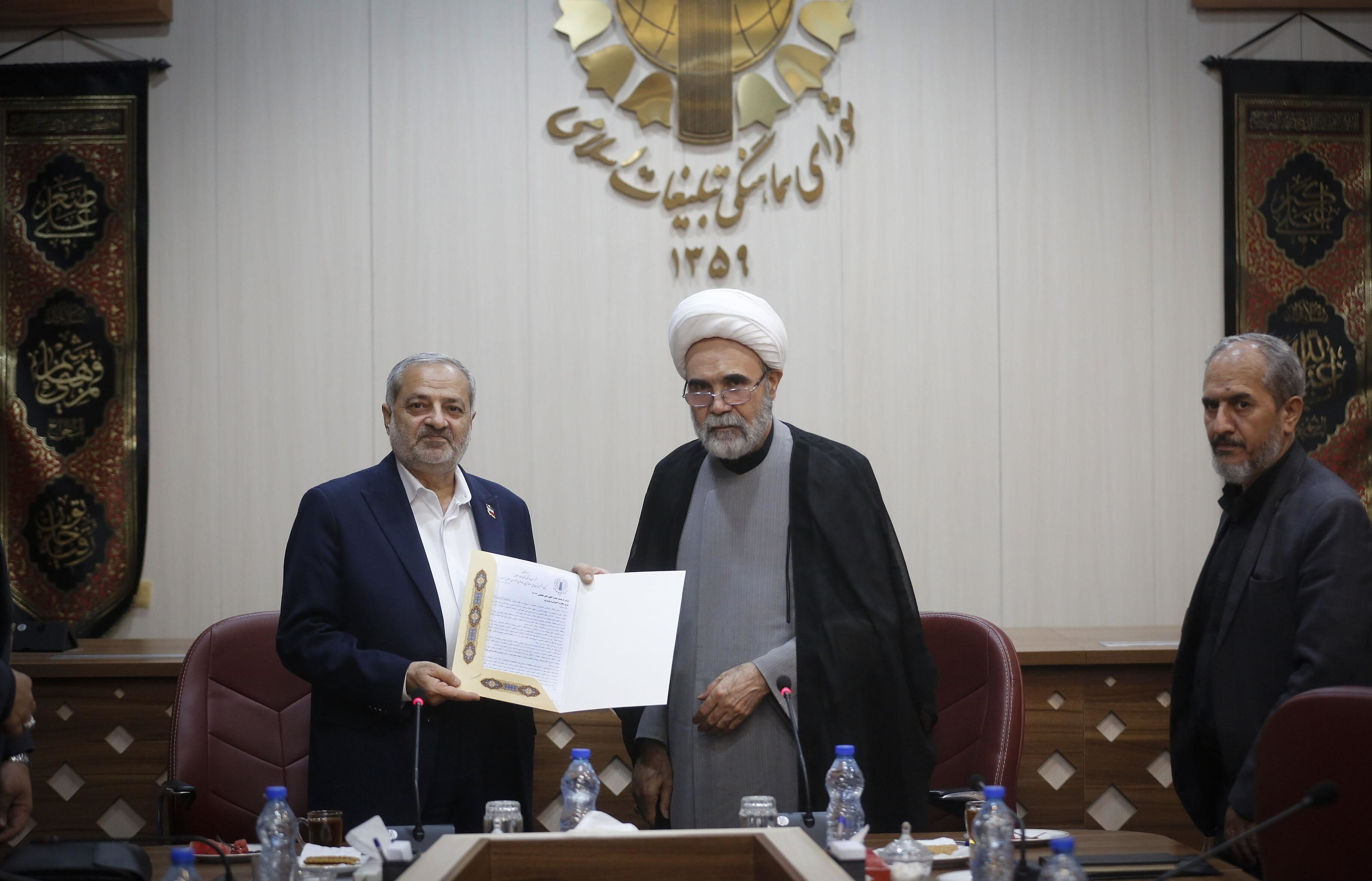 وزیر آموزش و پرورش به عنوان «رئیس ستاد مرکزی بزرگداشت دولتمردان شهید» منصوب شد