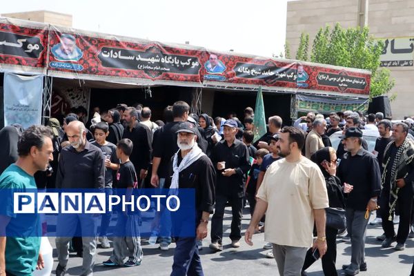 مراسم پیاده‌روی جاماندگان اربعین در محمدشهر کرج