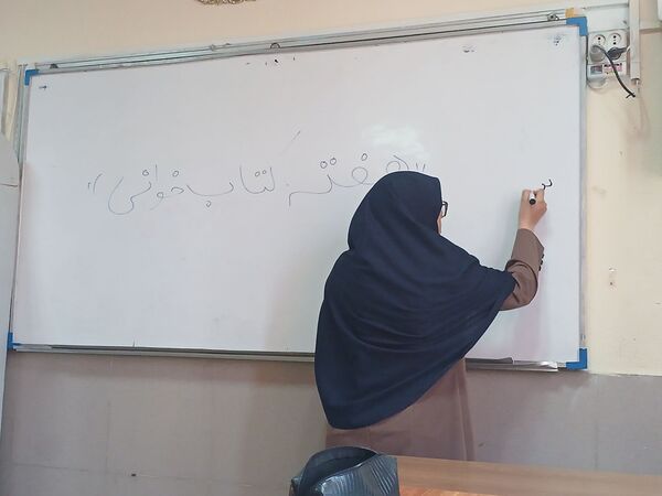 پرواز اندیشه‌ها در دبیرستان میرزا جعفر سروقد