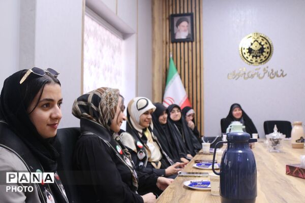 تقدیر از مربیان و دانش‌آموزان پیشتاز در فعالیت موکب‌های سازمان دانش‌آموزی شهر تهران