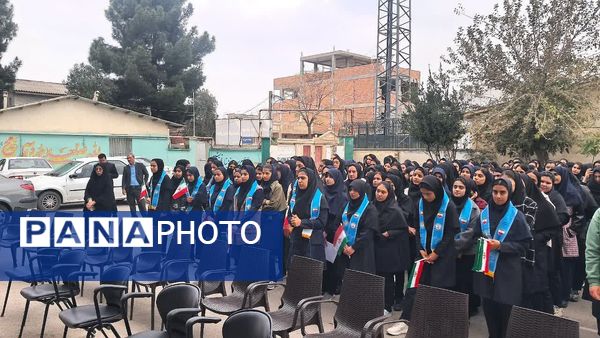 زنگ کتاب و کتابخوانی در گالیکش نواخته شد