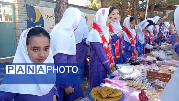 اردوی  درون مدرسه‌ای در مدرسه قرآنی شهید قادر پناه