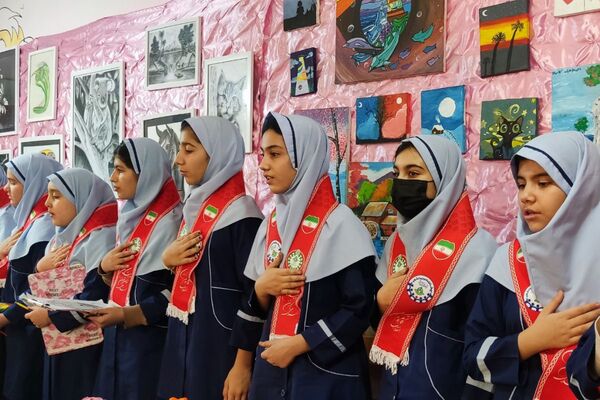 افتتاحیه جشنواره فرهنگی هنری ماها در دبستان قدر بهارستان۲